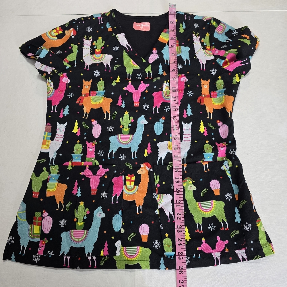 Ava Therese Colorful Llama Print Scrub Top. Size Small - Picture 4 of 6